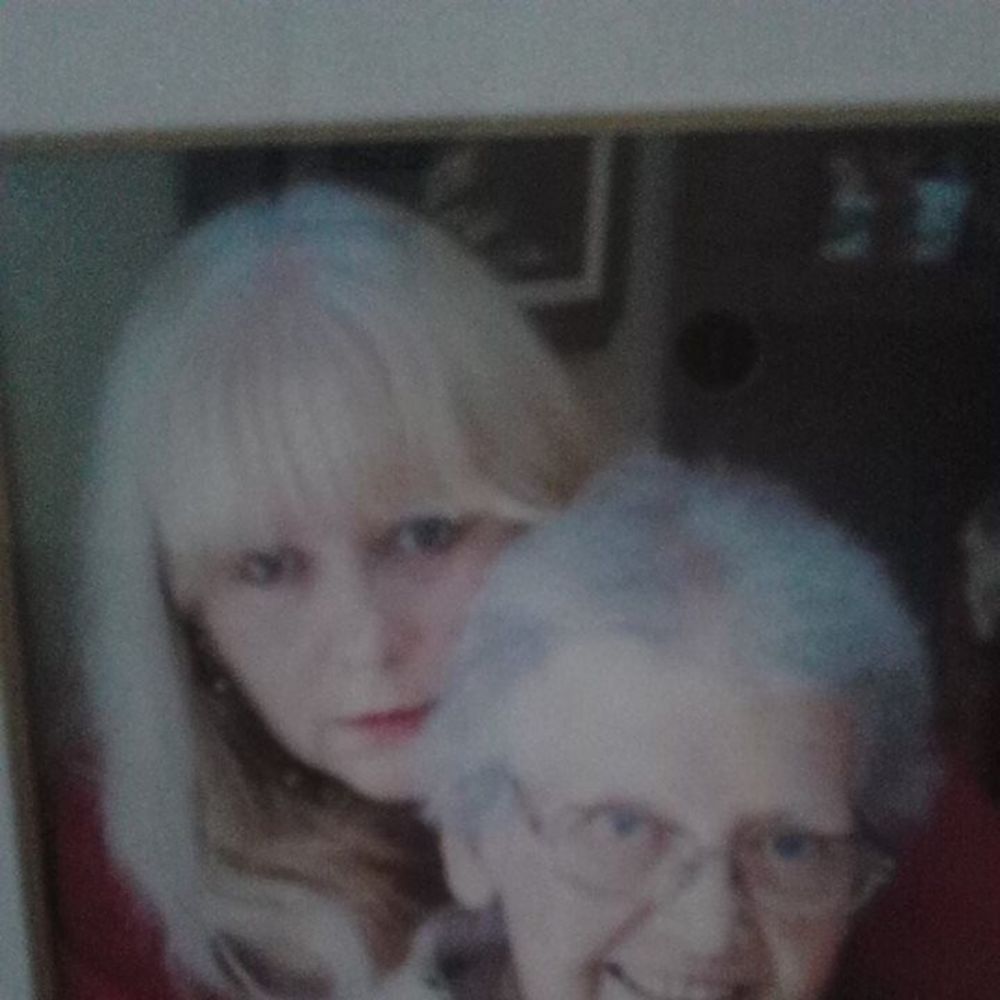 Meet your Posher, Lynn